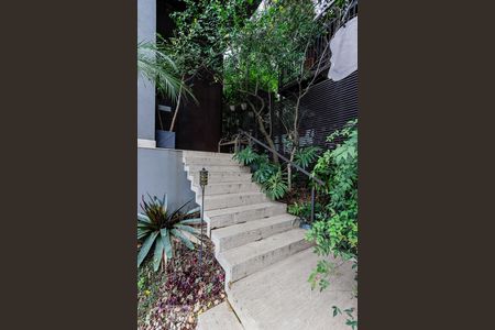 Casa de condomínio à venda com 790m², 4 quartos e 6 vagasEscadas Entrada