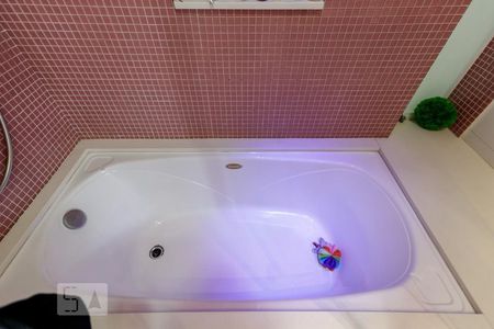 Casa de condomínio à venda com 790m², 4 quartos e 6 vagasBanheiro da Suíte 3