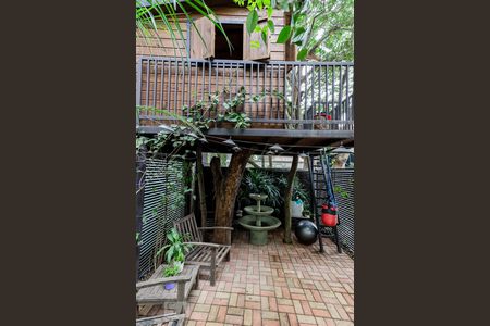 Casa de condomínio à venda com 790m², 4 quartos e 6 vagasCasa na Árvore