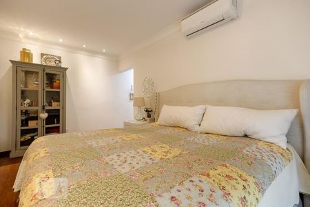 Casa de condomínio à venda com 790m², 4 quartos e 6 vagasSuíte 1