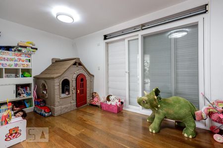 Casa de condomínio à venda com 790m², 4 quartos e 6 vagasSuíte 4