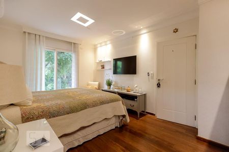 Casa de condomínio à venda com 790m², 4 quartos e 6 vagasSuíte 1