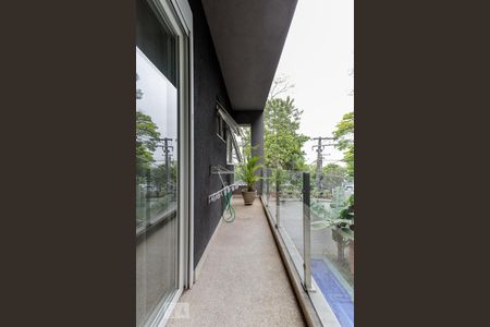 Casa de condomínio à venda com 790m², 4 quartos e 6 vagasVaranda da Suíte 1