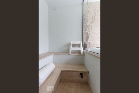 Casa de condomínio à venda com 790m², 4 quartos e 6 vagasSauna