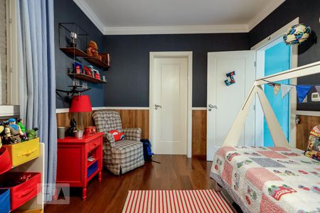 Casa de condomínio à venda com 790m², 4 quartos e 6 vagasSuíte 2