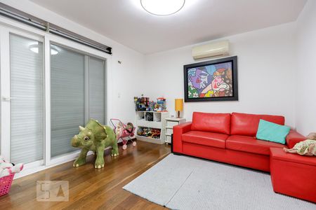 Casa de condomínio à venda com 790m², 4 quartos e 6 vagasSuíte 4