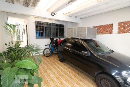 Casa à venda com 115m², 2 quartos e 2 vagasGaragem