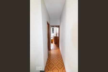 Casa à venda com 115m², 2 quartos e 2 vagasCorredor