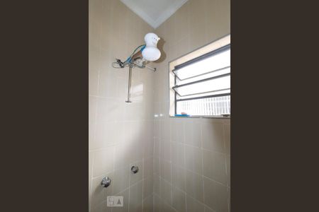 Casa à venda com 115m², 2 quartos e 2 vagasBanheiro