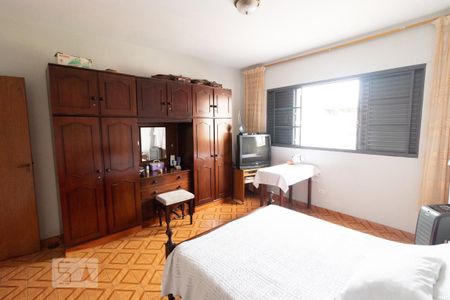 Casa à venda com 115m², 2 quartos e 2 vagasDormitório 2