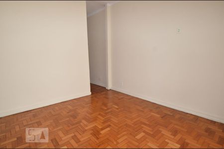 Sala de apartamento para alugar com 2 quartos, 75m² em Copacabana, Rio de Janeiro