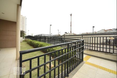 Apartamento à venda com 74m², 2 quartos e 2 vagasÁrea comum - rampa para piscinas