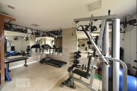 Apartamento à venda com 74m², 2 quartos e 2 vagasÁrea comum - academia