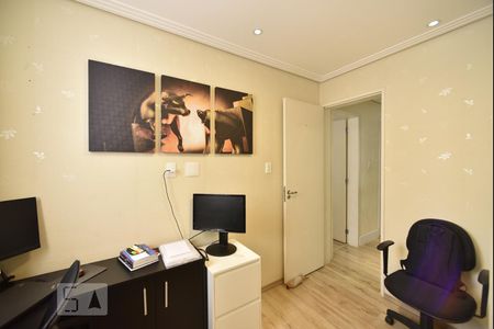 Apartamento à venda com 74m², 2 quartos e 2 vagasQuarto