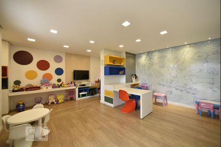 Apartamento à venda com 74m², 2 quartos e 2 vagasÁrea comum - brinquedoteca