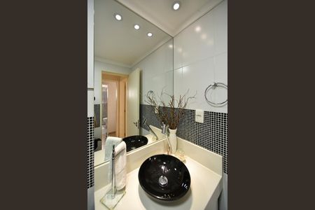 Apartamento à venda com 74m², 2 quartos e 2 vagasBanheiro