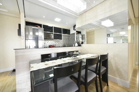 Sala de apartamento à venda com 2 quartos, 74m² em Vila Canero, São Paulo