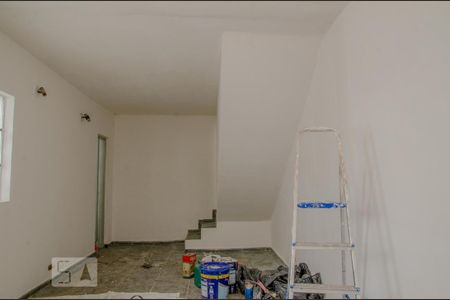 Sala de apartamento para alugar com 2 quartos, 50m² em Vila Maria Luisa, São Paulo