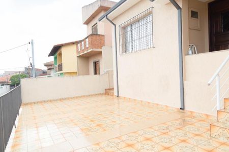 Casa para alugar com 313m², 2 quartos e 3 vagasQuintal