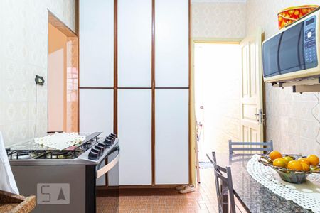 Casa para alugar com 313m², 2 quartos e 3 vagasCozinha