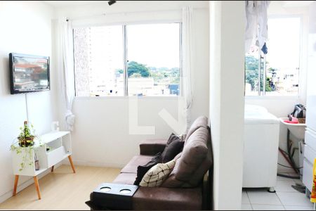 Sala de apartamento para alugar com 2 quartos, 45m² em Vila da Paz, São Paulo