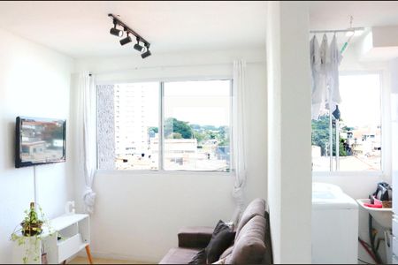 Sala de apartamento para alugar com 2 quartos, 45m² em Vila da Paz, São Paulo