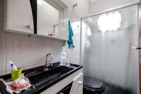 Banheiro Térreo de casa à venda com 5 quartos, 220m² em Parque Vitória, São Paulo