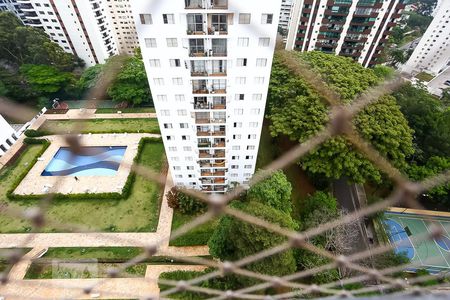 Apartamento à venda com 78m², 2 quartos e 1 vaga Apartamento à venda com 78m², 2 quartos e 1 vagaVista da Sacada