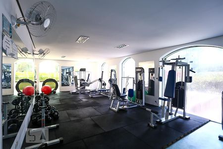 Apartamento à venda com 78m², 2 quartos e 1 vaga Apartamento à venda com 78m², 2 quartos e 1 vagaÁrea comum - Academia