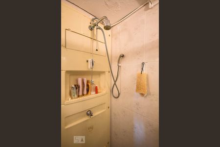 Apartamento à venda com 75m², 3 quartos e 1 vagaChuveiro do banheiro