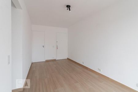 Sala de apartamento para alugar com 2 quartos, 50m² em Vila Guarani (z Sul), São Paulo