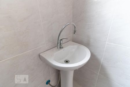 Casa para alugar com 96m², 2 quartos e sem vagaBanheiro da suíte