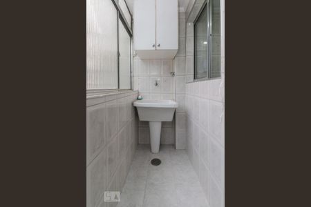 Área de serviço de apartamento para alugar com 1 quarto, 49m² em Cerqueira César, São Paulo