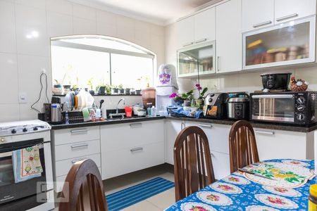 Casa à venda com 164m², 3 quartos e 2 vagasCozinha