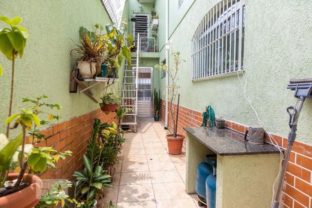Casa à venda com 164m², 3 quartos e 2 vagasQuintal