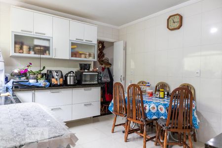 Casa à venda com 164m², 3 quartos e 2 vagasCozinha