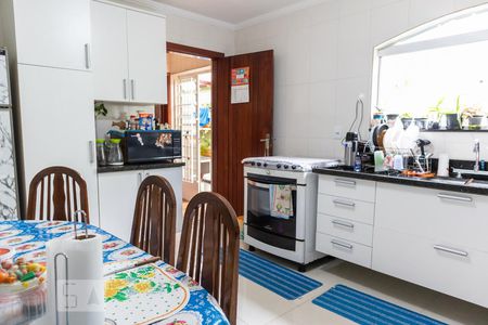 Casa à venda com 164m², 3 quartos e 2 vagasCozinha