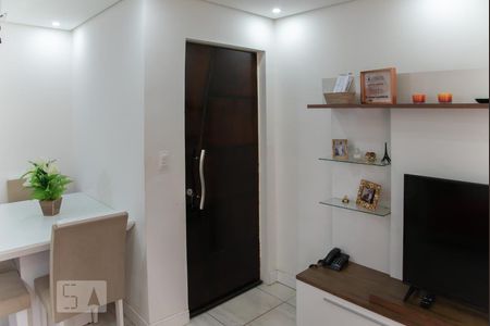 Sala de apartamento para alugar com 2 quartos, 62m² em Jardim Planalto, São Paulo