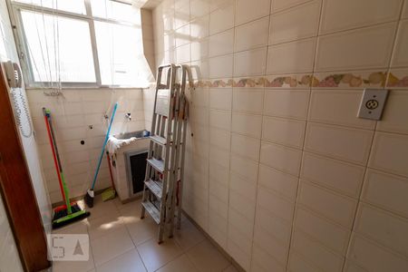 Apartamento para alugar com 70m², 2 quartos e sem vagaÁrea de Serviço