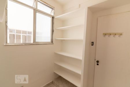 Apartamento para alugar com 70m², 2 quartos e sem vagaQuarto de Serviço