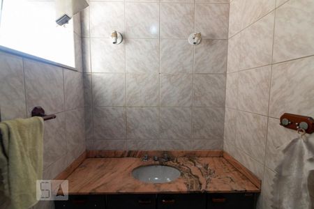 Apartamento para alugar com 70m², 2 quartos e sem vagaBanheiro 