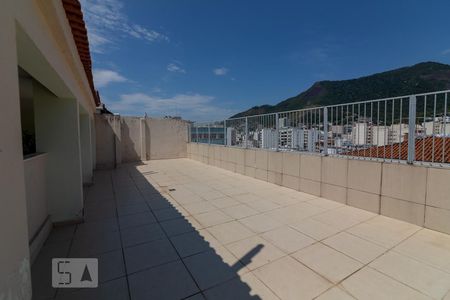Apartamento para alugar com 70m², 2 quartos e sem vagaTerraço