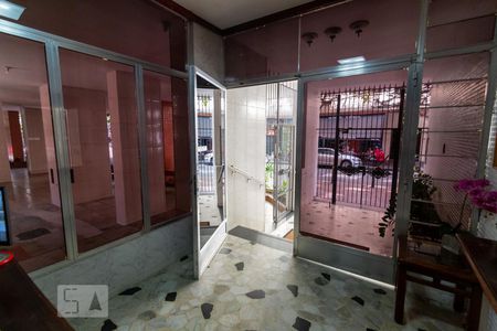 Apartamento para alugar com 70m², 2 quartos e sem vagaHall