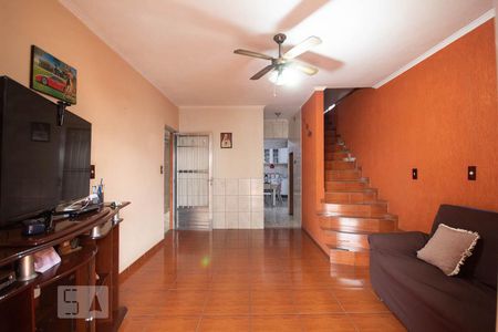 Sala de casa à venda com 3 quartos, 180m² em Vila Pires, Osasco