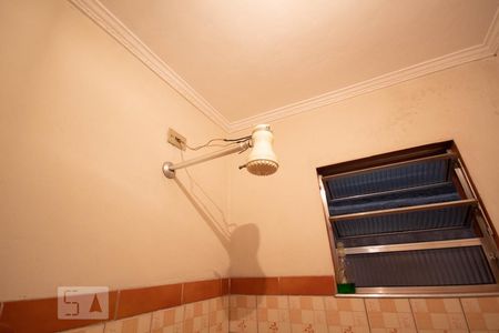 Lavabo de casa à venda com 3 quartos, 180m² em Vila Pires, Osasco