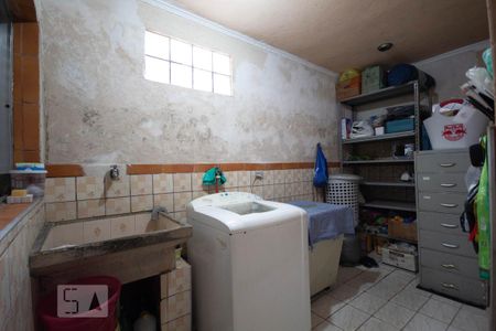 Área de Serviço de casa à venda com 3 quartos, 180m² em Vila Pires, Osasco