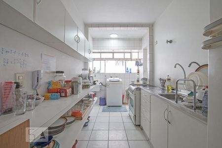 Apartamento à venda com 75m², 2 quartos e 1 vaga Apartamento à venda com 75m², 2 quartos e 1 vagaCozinha