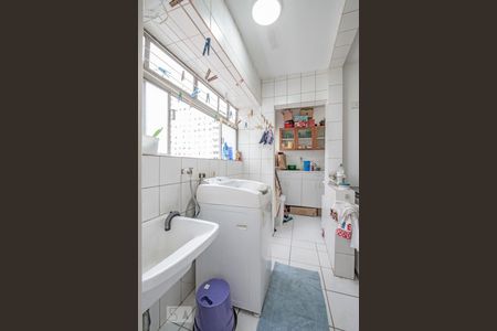 Apartamento à venda com 75m², 2 quartos e 1 vaga Apartamento à venda com 75m², 2 quartos e 1 vagaLavanderia