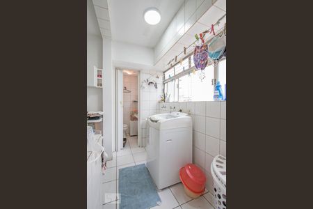 Apartamento à venda com 75m², 2 quartos e 1 vaga Apartamento à venda com 75m², 2 quartos e 1 vagaLavanderia