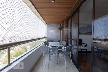 Varanda da Sala de apartamento para alugar com 4 quartos, 140m² em Candeal, Salvador
